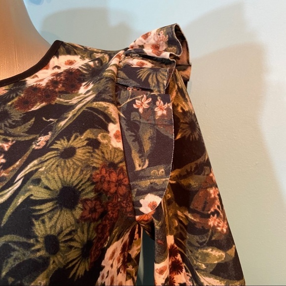 Philosophy women’s floral ‎ ruffled dress in size xs - Picture 6 of 9